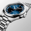 Longines Conquest 2023 Automatikuhr, blaues Zifferblatt, 41-mm-Edelstahlarmband 