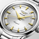 Longines Conquest Heritage Automatikuhr, silbernes Zifferblatt, Stahlarmband, 38 mm 